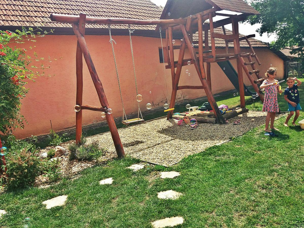 Arpad Nyaralohaz Villa Sarud Екстериор снимка